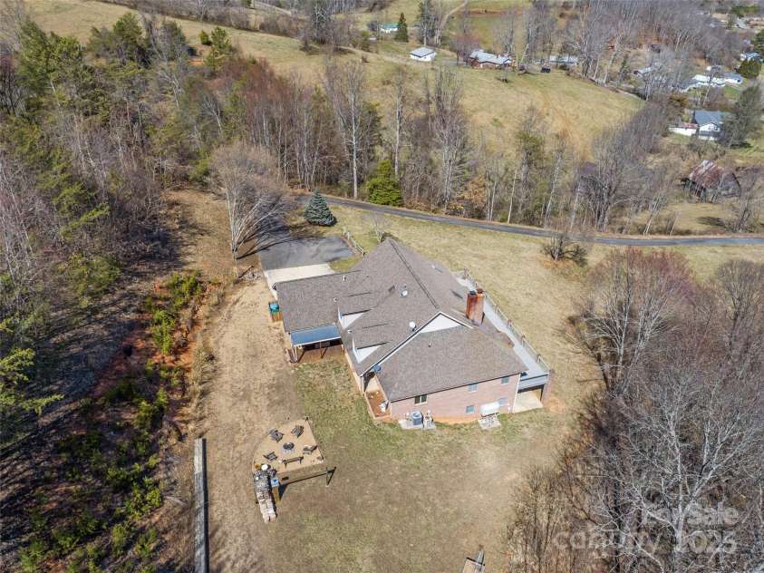 126 Hillcrest Drive, Barnardsville, NC 28709.  MLS# CAR4231106, YatesRealty ID 2280. 