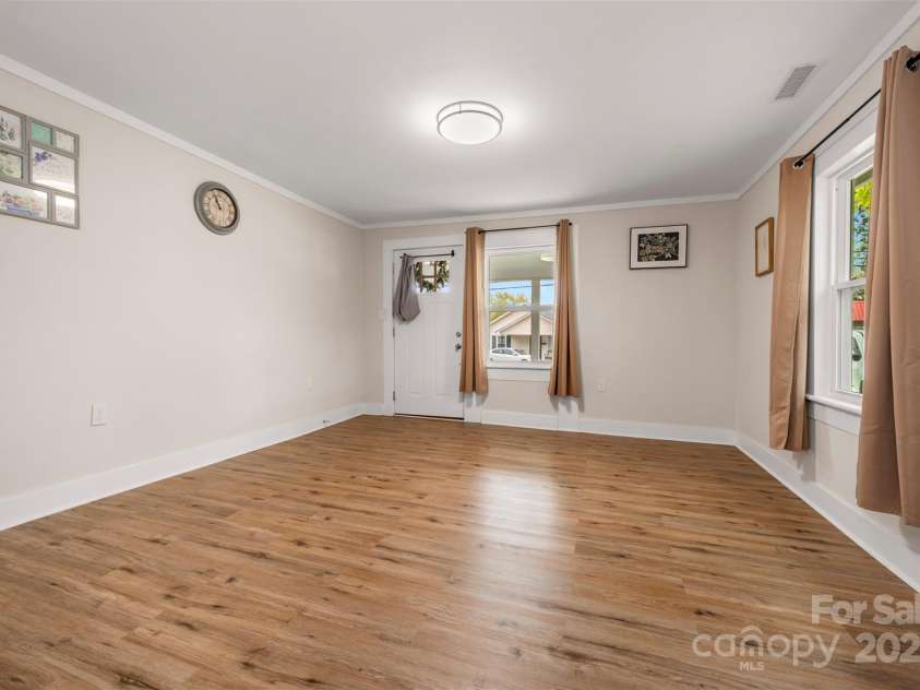 512 Spindale Street, Spindale, NC 28160.  MLS# CAR4316689, YatesRealty ID 2280. 