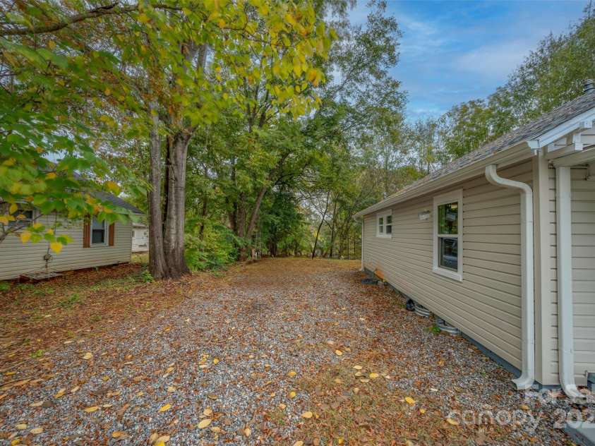 512 Spindale Street, Spindale, NC 28160.  MLS# CAR4316689, YatesRealty ID 2280. 