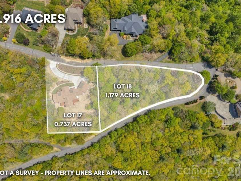 380 Greystone Drive, Boone, NC 28607.  MLS# CAR4367941, YatesRealty ID 22800. Double lot!