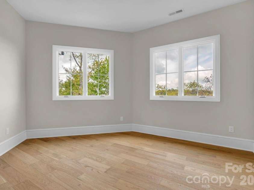 380 Greystone Drive, Boone, NC 28607.  MLS# CAR4367941, YatesRealty ID 22800. Main-level 2nd office with attached bath