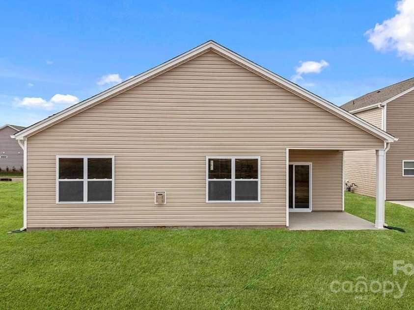 4607 Harris Elliot Road, Lincolnton, NC 28092.  MLS# CAR4263605, YatesRealty ID 22800. 