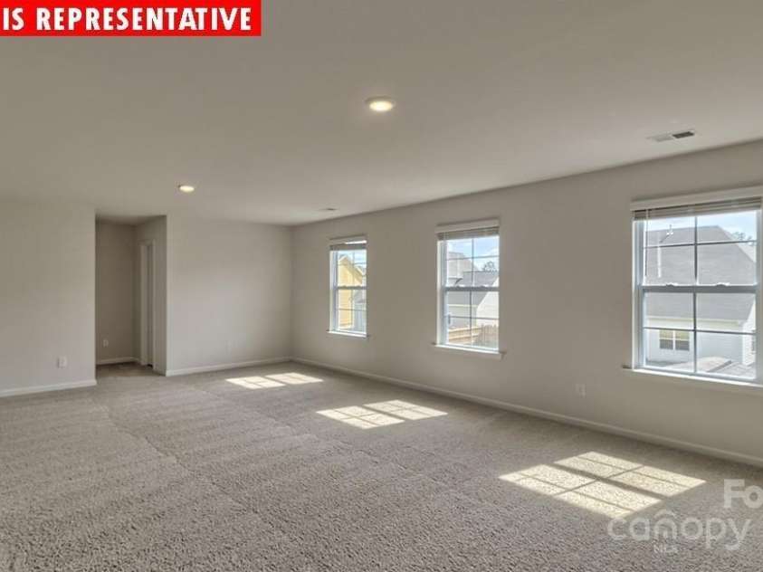 7336 Stonehouse Drive, Gastonia, NC 28056.  MLS# CAR4273384, YatesRealty ID 22801. 