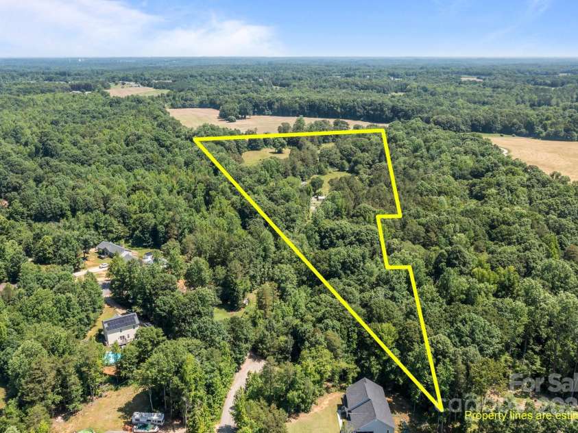 168 Pleasant Creek Drive, Cleveland, NC 27013.  MLS# CAR4266536, YatesRealty ID 22802. 