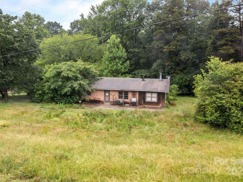 168 Pleasant Creek Drive, Cleveland, NC 27013.  MLS# CAR4266536, YatesRealty ID 22802. 