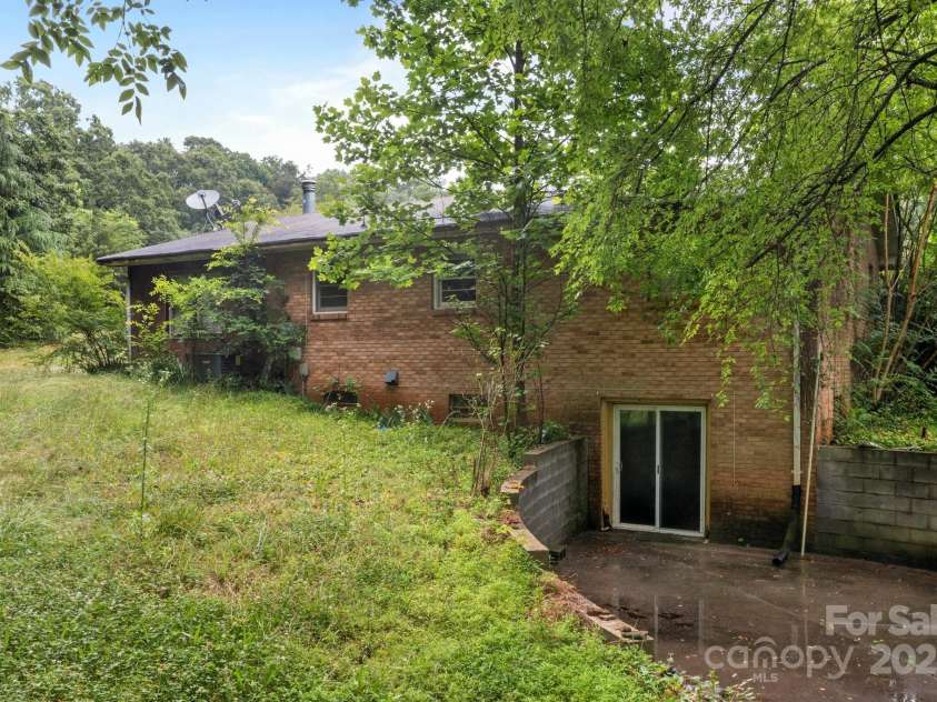 168 Pleasant Creek Drive, Cleveland, NC 27013.  MLS# CAR4266536, YatesRealty ID 22802. 