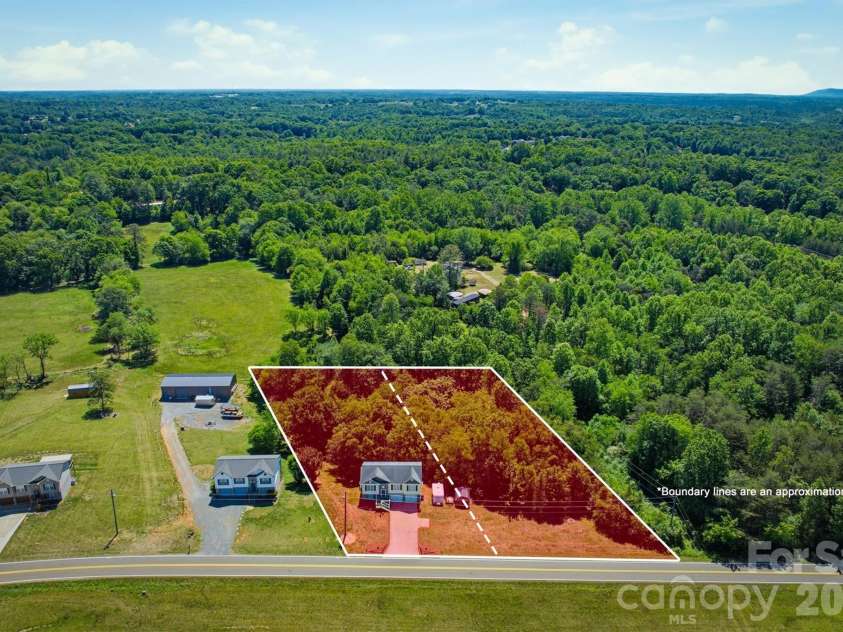 4240 Hickory Nut Ridge Road, Hudson, NC 28638.  MLS# CAR4369754, YatesRealty ID 22802. 