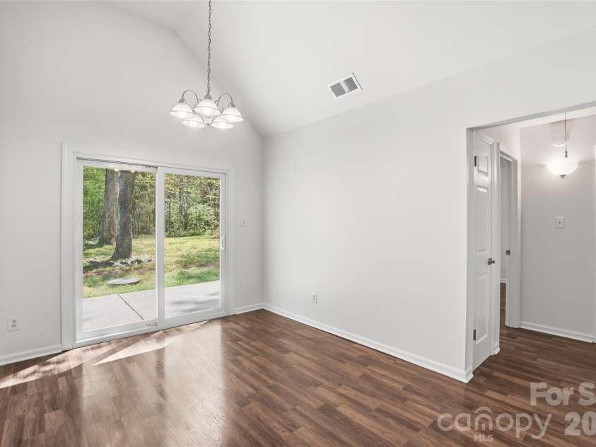 4415 Potter Road, Monroe, NC 28112.  MLS# CAR4364056, YatesRealty ID 22803. Dining area