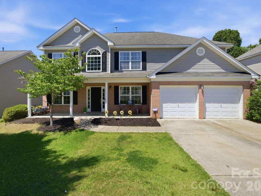 198 Glenn Allen Road, Mooresville, NC 28115.  MLS# CAR4382686, YatesRealty ID 22805. 