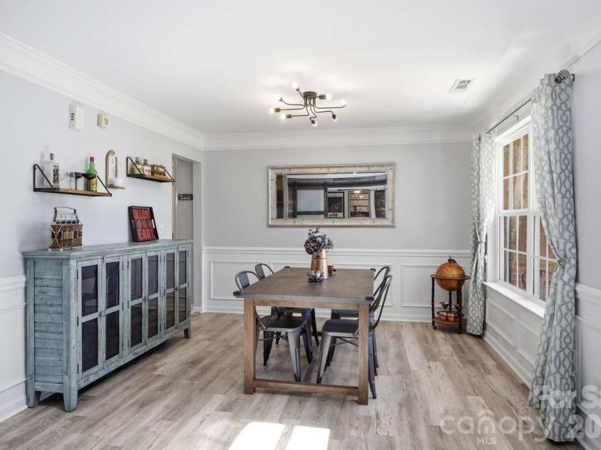 198 Glenn Allen Road, Mooresville, NC 28115.  MLS# CAR4382686, YatesRealty ID 22805. 