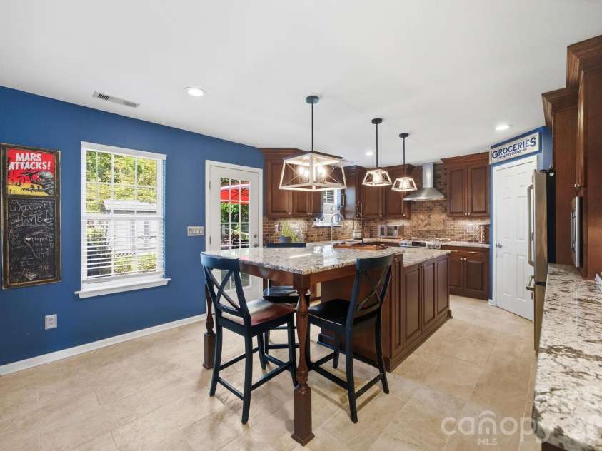 198 Glenn Allen Road, Mooresville, NC 28115.  MLS# CAR4382686, YatesRealty ID 22805. 