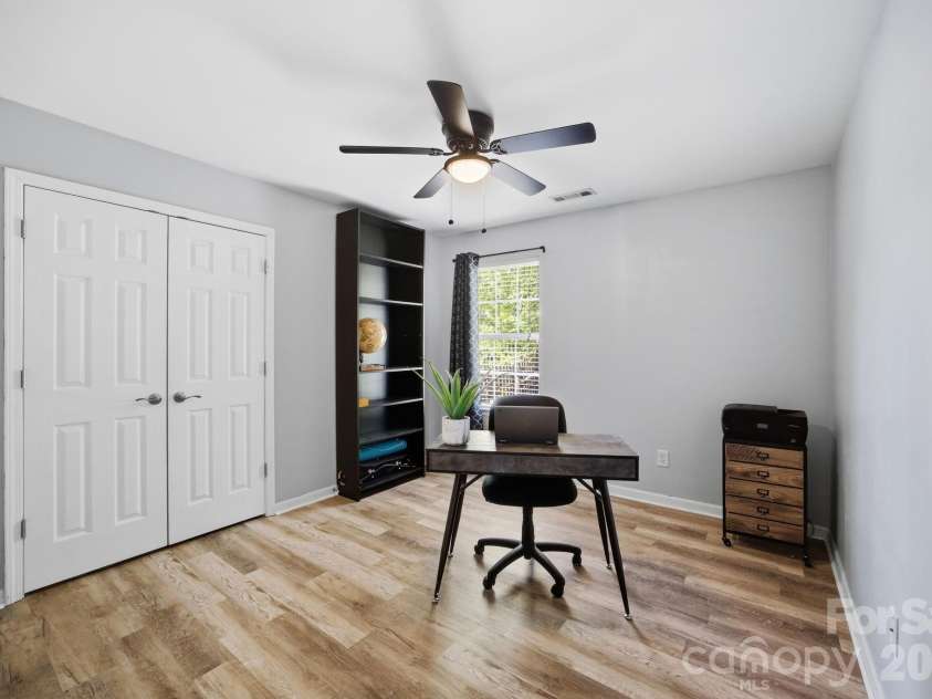 198 Glenn Allen Road, Mooresville, NC 28115.  MLS# CAR4382686, YatesRealty ID 22805. 