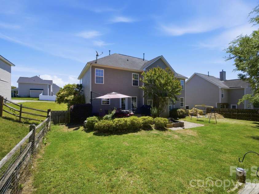 198 Glenn Allen Road, Mooresville, NC 28115.  MLS# CAR4382686, YatesRealty ID 22805. 