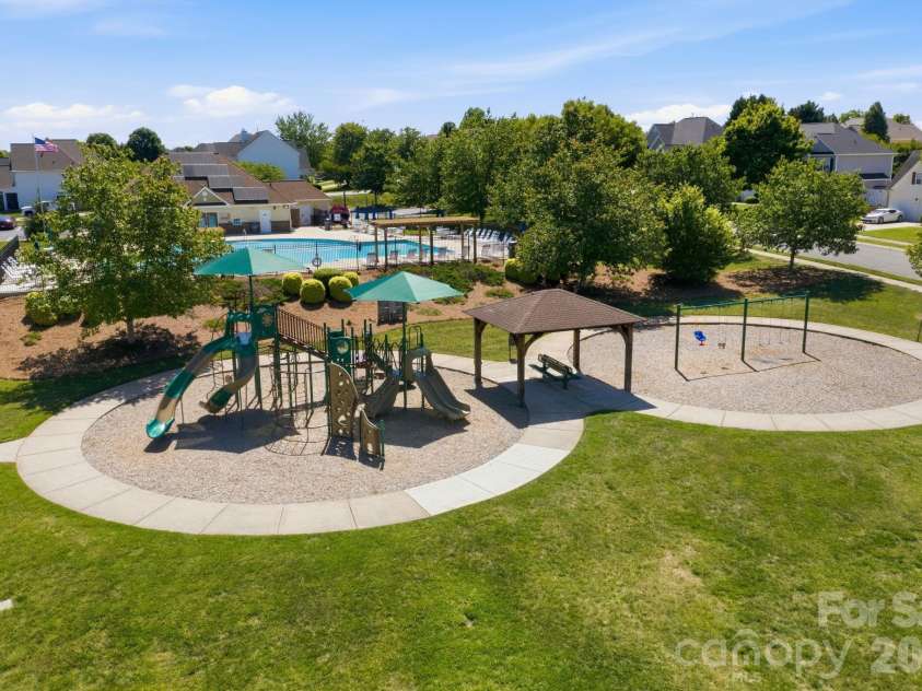 198 Glenn Allen Road, Mooresville, NC 28115.  MLS# CAR4382686, YatesRealty ID 22805. 