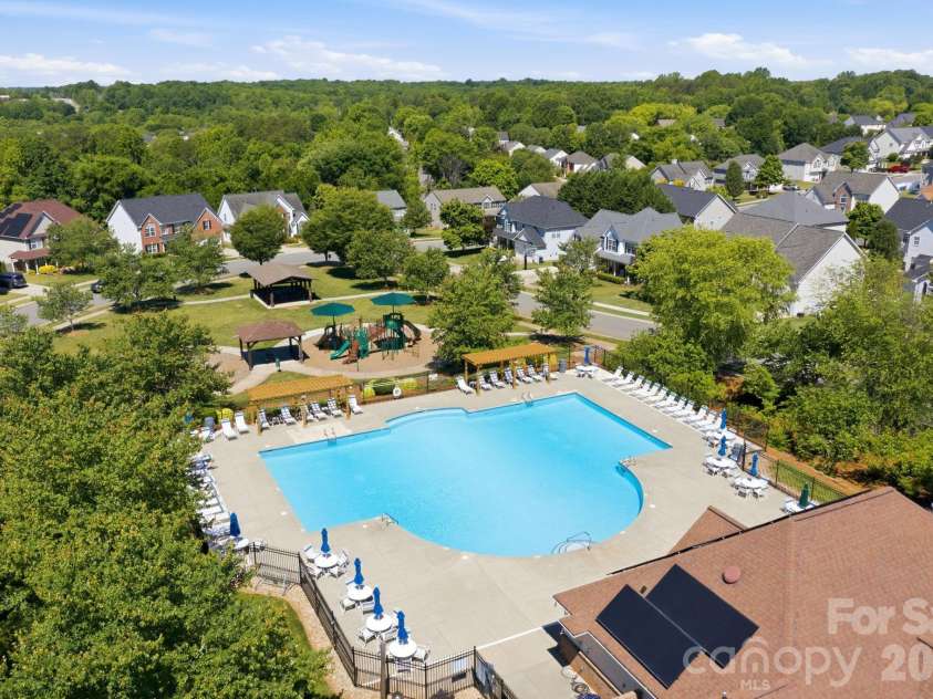 198 Glenn Allen Road, Mooresville, NC 28115.  MLS# CAR4382686, YatesRealty ID 22805. 