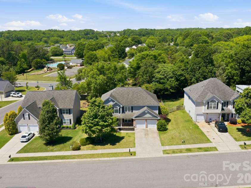 198 Glenn Allen Road, Mooresville, NC 28115.  MLS# CAR4382686, YatesRealty ID 22805. 