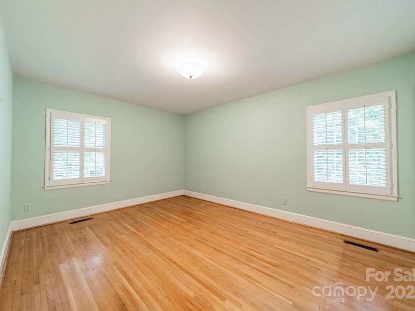 532 Courtney Lane, Matthews, NC 28105.  MLS# CAR4252271, YatesRealty ID 22805. Bedroom 3