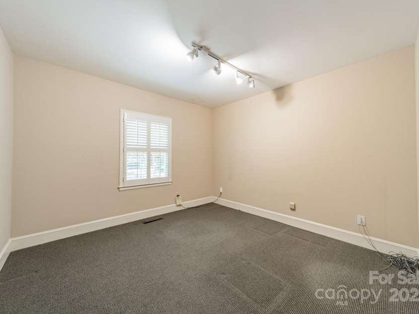 532 Courtney Lane, Matthews, NC 28105.  MLS# CAR4252271, YatesRealty ID 22805. Bedroom 4