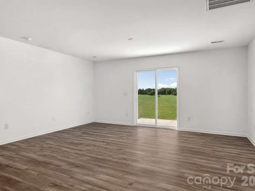 4129 Oxford Glen Drive, Claremont, NC 28610.  MLS# CAR4380530, YatesRealty ID 22806. 