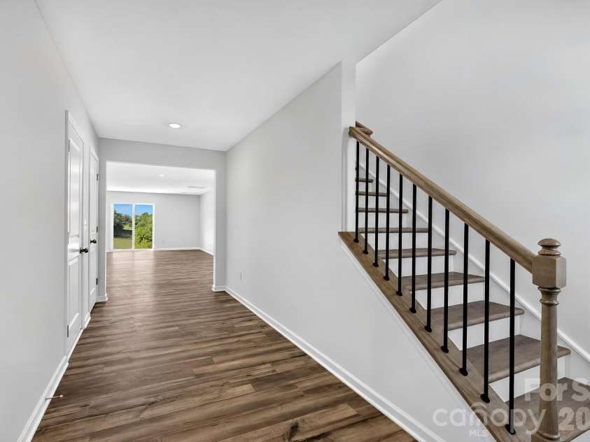 4129 Oxford Glen Drive, Claremont, NC 28610.  MLS# CAR4380530, YatesRealty ID 22806. 