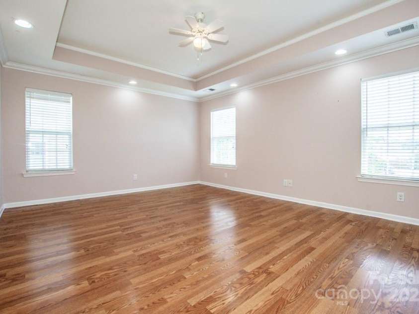 198 Devon Forest Drive, Mooresville, NC 28115.  MLS# CAR4275077, YatesRealty ID 22807. Primary Bedroom