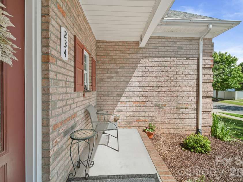 234 Lagoda Drive, Locust, NC 28097.  MLS# CAR4368976, YatesRealty ID 22807. 