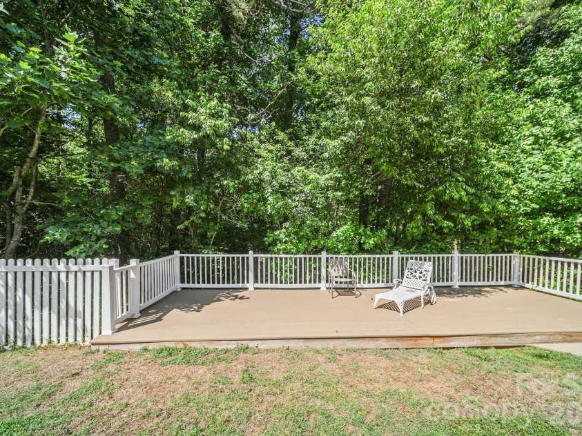 234 Lagoda Drive, Locust, NC 28097.  MLS# CAR4368976, YatesRealty ID 22807. 
