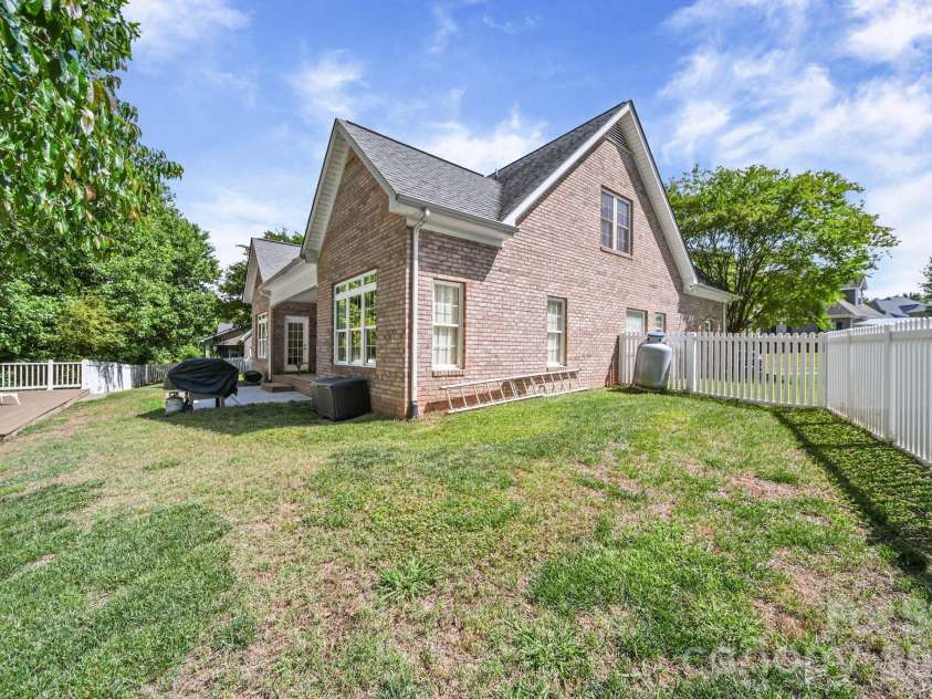 234 Lagoda Drive, Locust, NC 28097.  MLS# CAR4368976, YatesRealty ID 22807. 