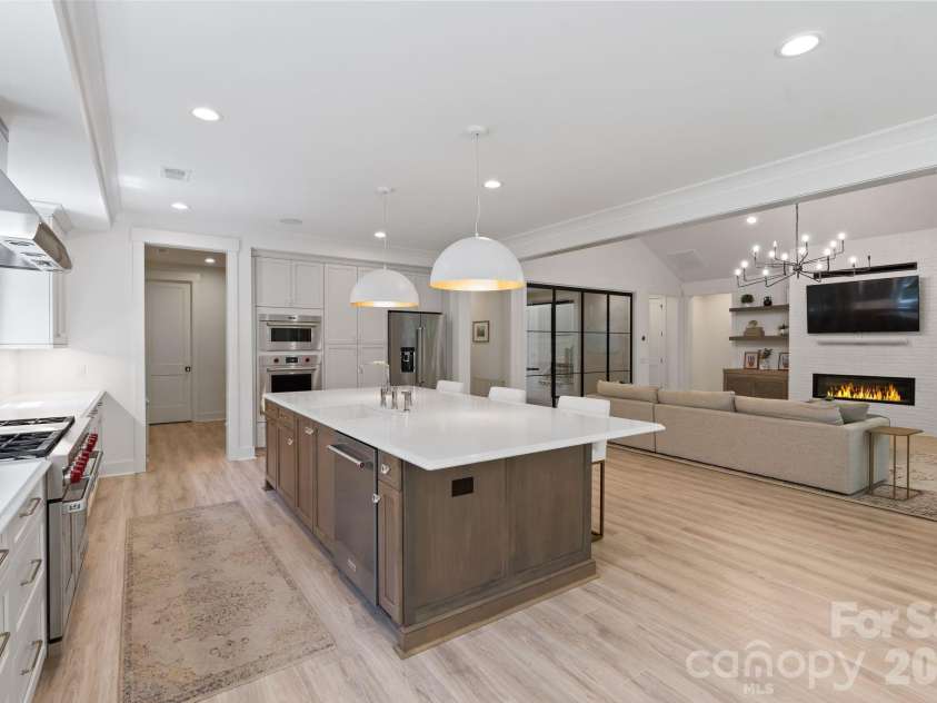 14109 Pinoli Pine Circle, Huntersville, NC 28078.  MLS# CAR4375355, YatesRealty ID 22809. 