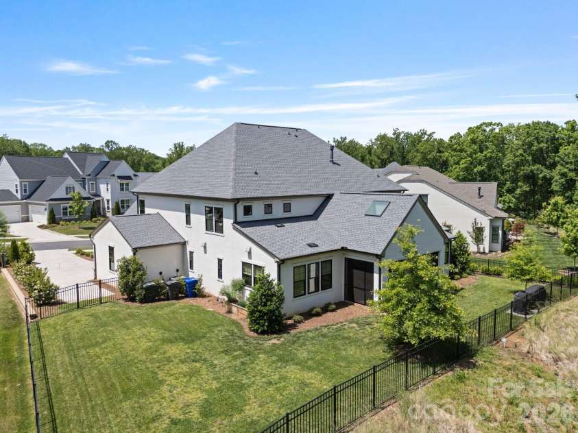 14109 Pinoli Pine Circle, Huntersville, NC 28078.  MLS# CAR4375355, YatesRealty ID 22809. 
