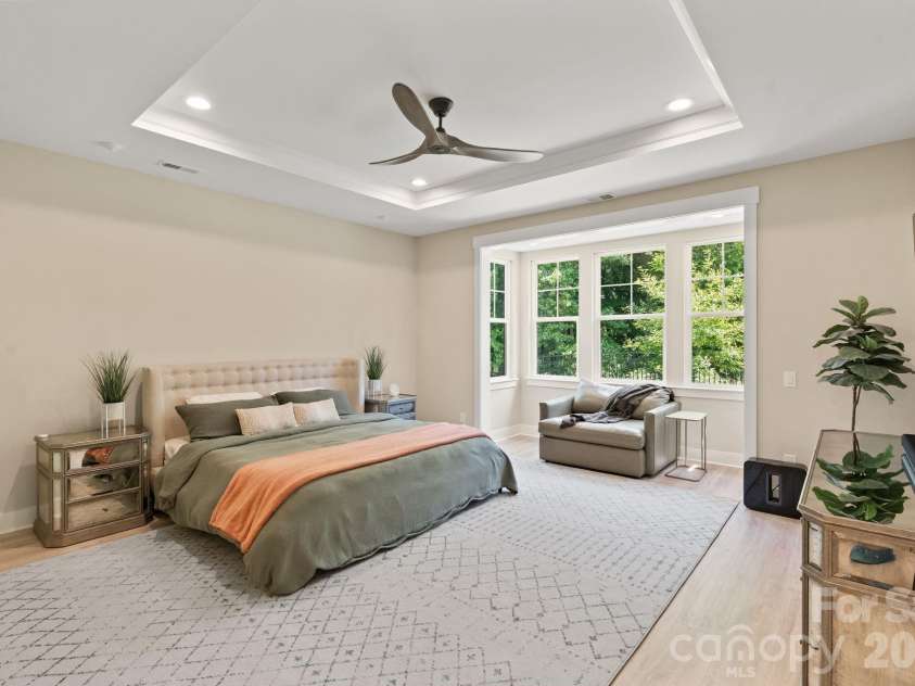 14109 Pinoli Pine Circle, Huntersville, NC 28078.  MLS# CAR4375355, YatesRealty ID 22809. Primary on main level