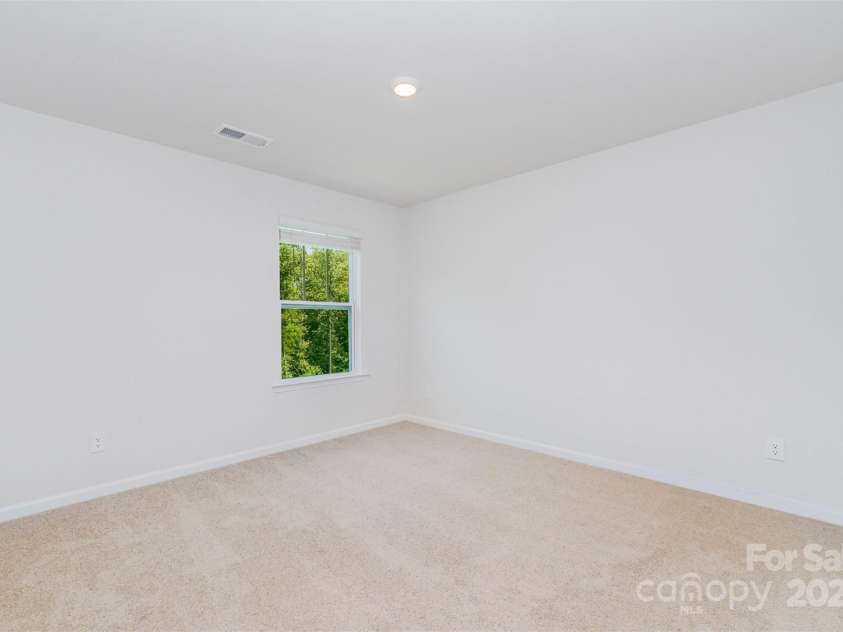 3654 Azalea Ridge Drive, Mount Holly, NC 28102.  MLS# CAR4273314, YatesRealty ID 22809. Fifth Bedroom