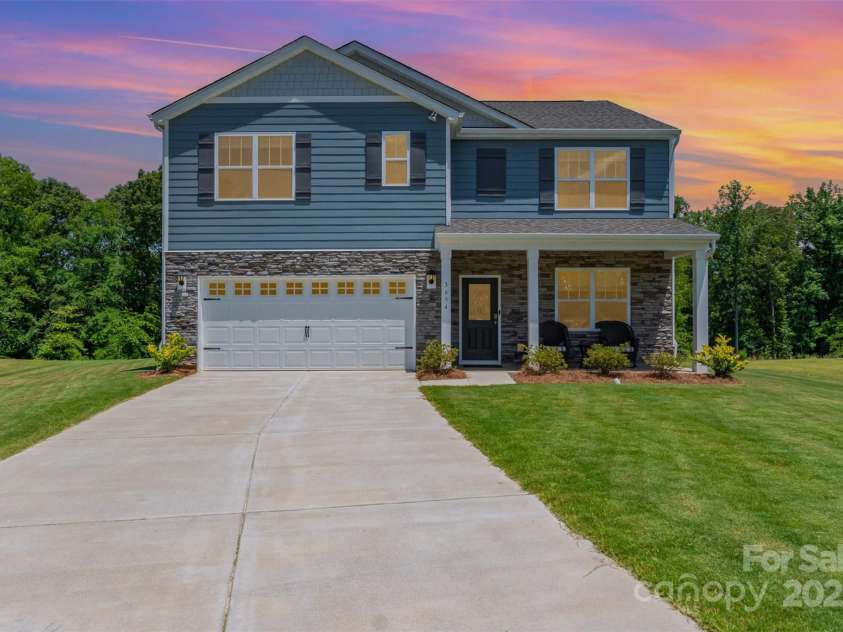 3654 Azalea Ridge Drive, Mount Holly, NC 28102.  MLS# CAR4273314, YatesRealty ID 22809. Front of House