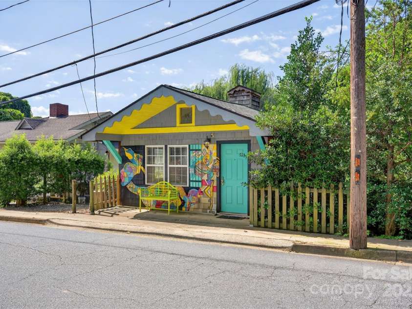 160 Howard Street, Tryon, NC 28782.  MLS# CAR4297948, YatesRealty ID 2281. 