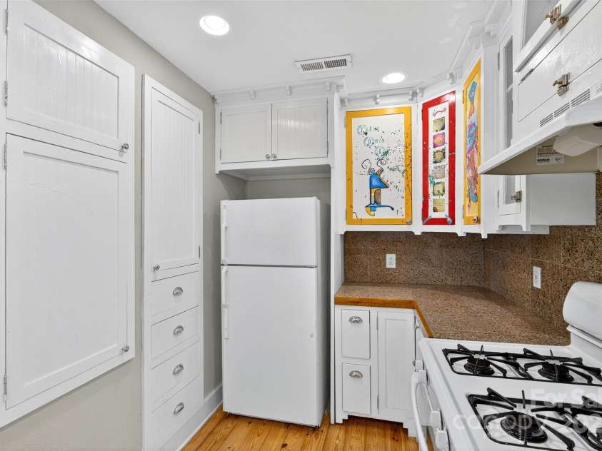 160 Howard Street, Tryon, NC 28782.  MLS# CAR4297948, YatesRealty ID 2281. 