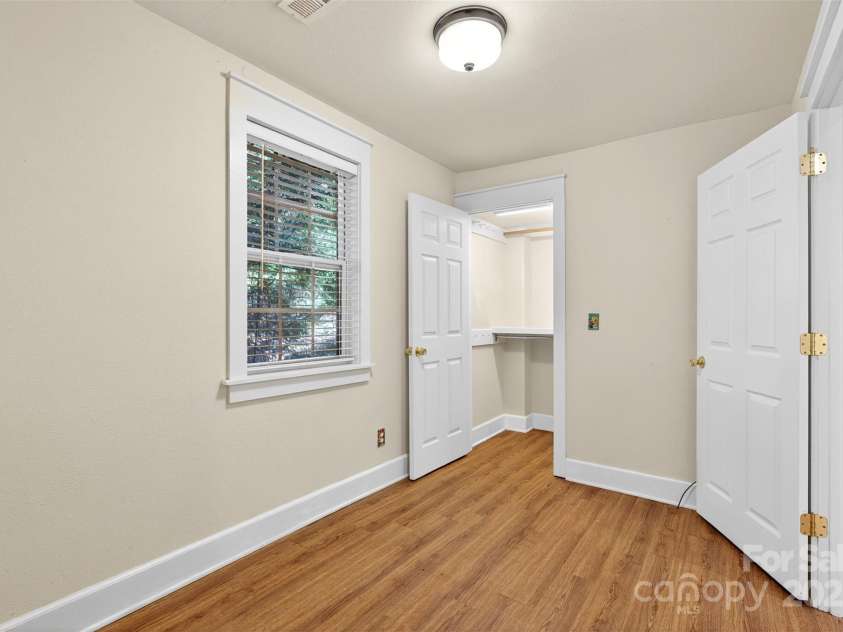 160 Howard Street, Tryon, NC 28782.  MLS# CAR4297948, YatesRealty ID 2281. 