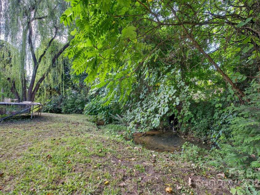 160 Howard Street, Tryon, NC 28782.  MLS# CAR4297948, YatesRealty ID 2281. 