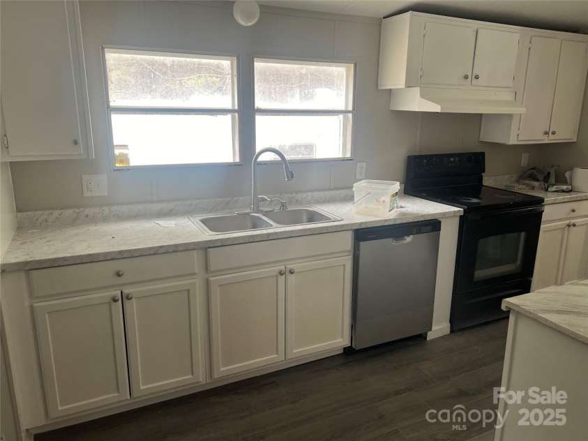 6903 US 64 Highway, Morganton, NC 28655.  MLS# CAR4229296, YatesRealty ID 2281. 