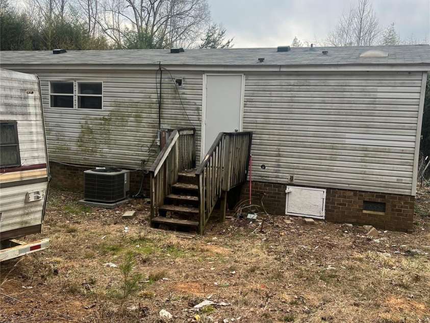 6903 US 64 Highway, Morganton, NC 28655.  MLS# CAR4229296, YatesRealty ID 2281. 