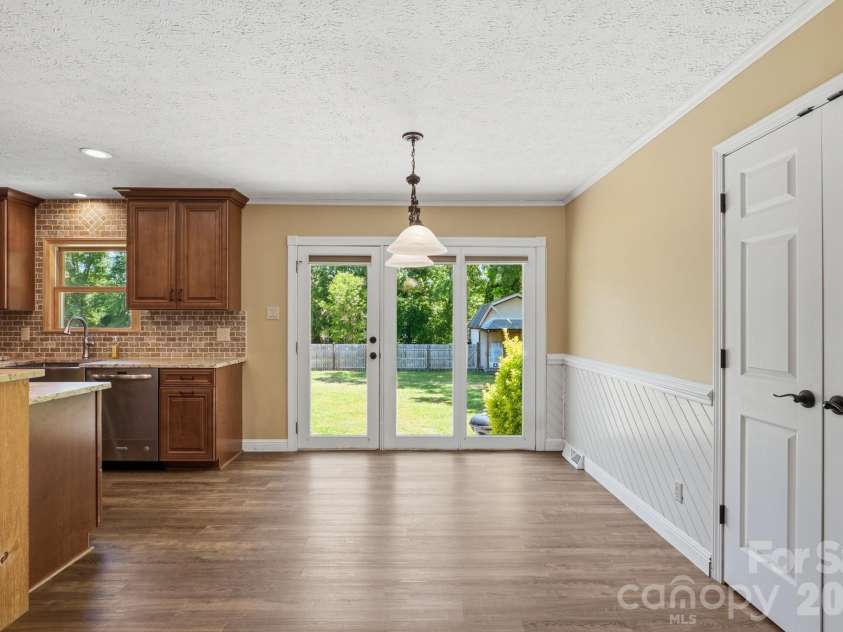 624 Patricia Avenue, Harrisburg, NC 28075.  MLS# CAR4382091, YatesRealty ID 22810. 