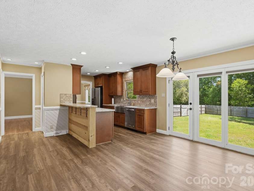 624 Patricia Avenue, Harrisburg, NC 28075.  MLS# CAR4382091, YatesRealty ID 22810. 