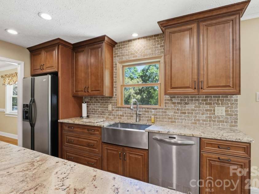 624 Patricia Avenue, Harrisburg, NC 28075.  MLS# CAR4382091, YatesRealty ID 22810. 