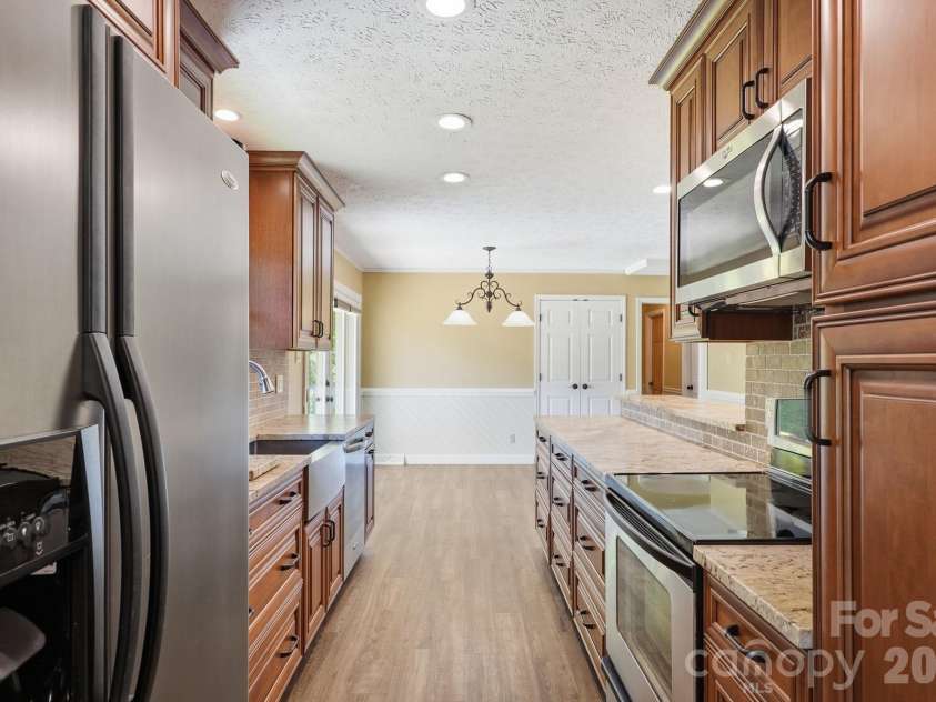 624 Patricia Avenue, Harrisburg, NC 28075.  MLS# CAR4382091, YatesRealty ID 22810. 
