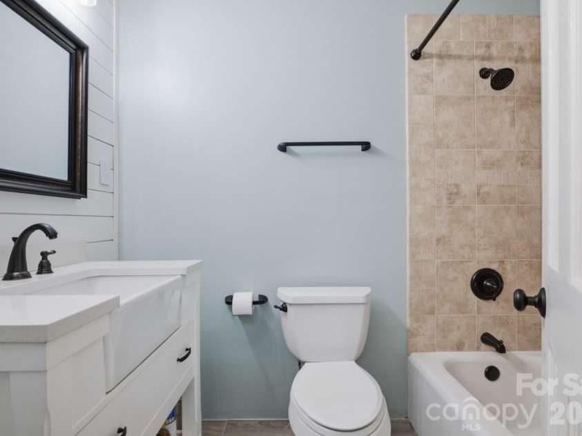 624 Patricia Avenue, Harrisburg, NC 28075.  MLS# CAR4382091, YatesRealty ID 22810. 