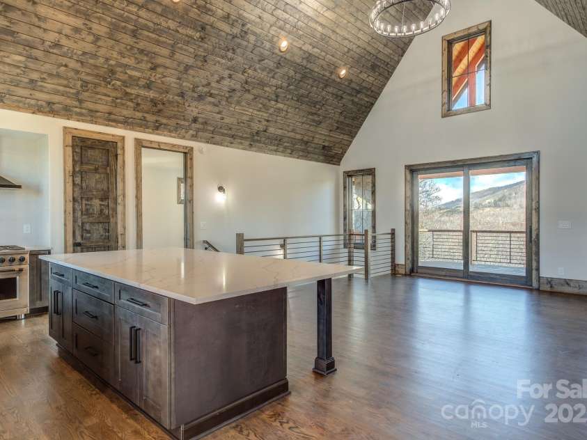 438 Sky Rock Trail, Banner Elk, NC 28604.  MLS# CAR4270077, YatesRealty ID 22811. 