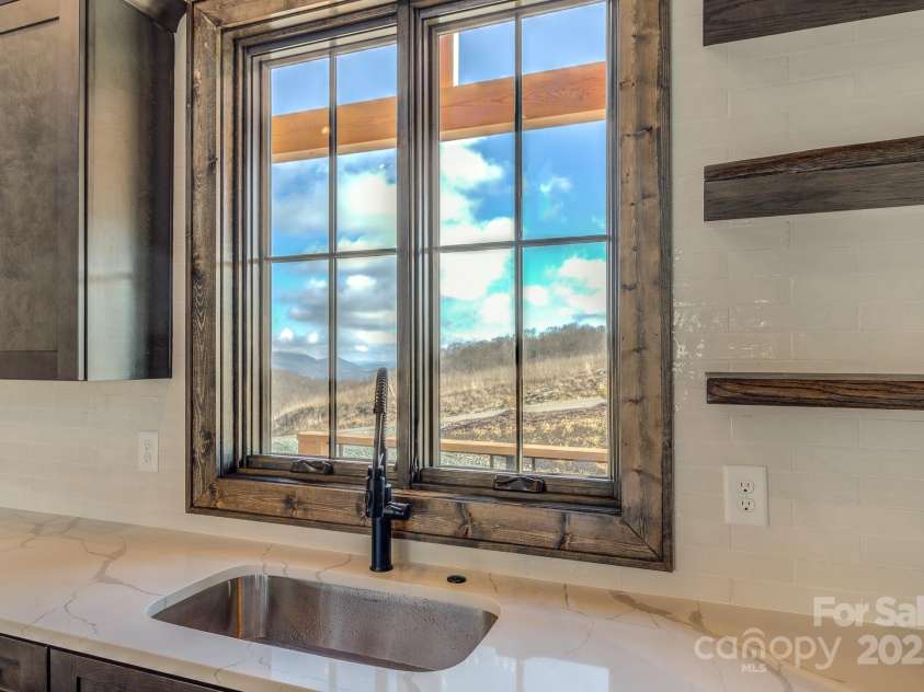 438 Sky Rock Trail, Banner Elk, NC 28604.  MLS# CAR4270077, YatesRealty ID 22811. 