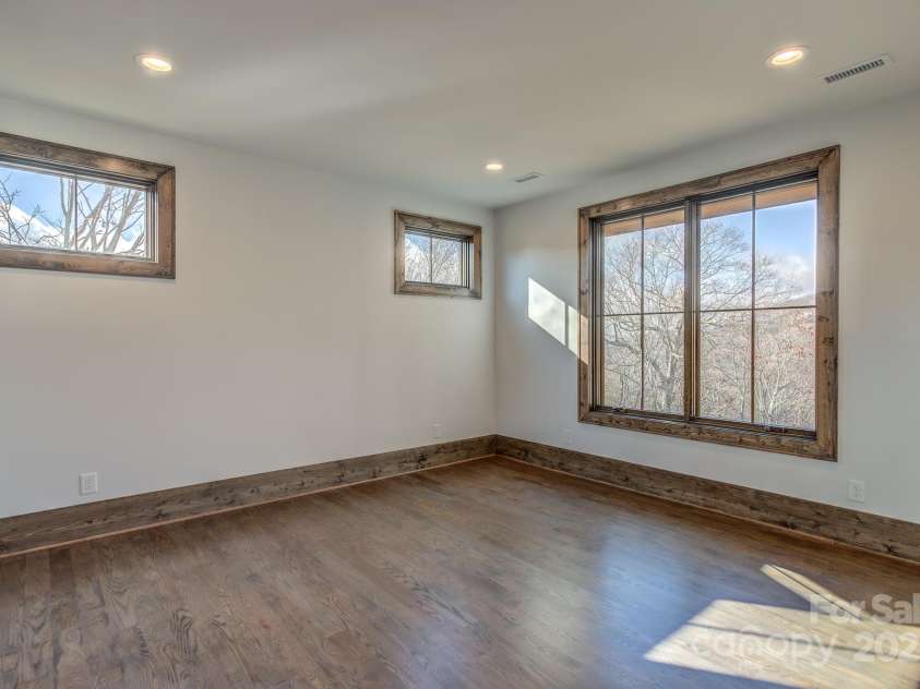 438 Sky Rock Trail, Banner Elk, NC 28604.  MLS# CAR4270077, YatesRealty ID 22811. 