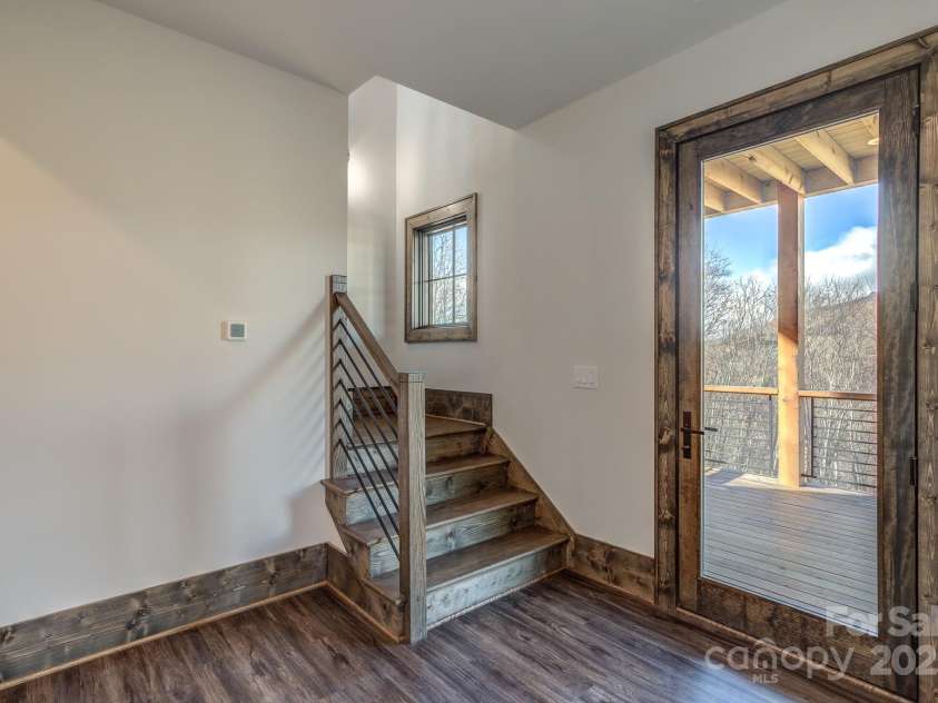 438 Sky Rock Trail, Banner Elk, NC 28604.  MLS# CAR4270077, YatesRealty ID 22811. 