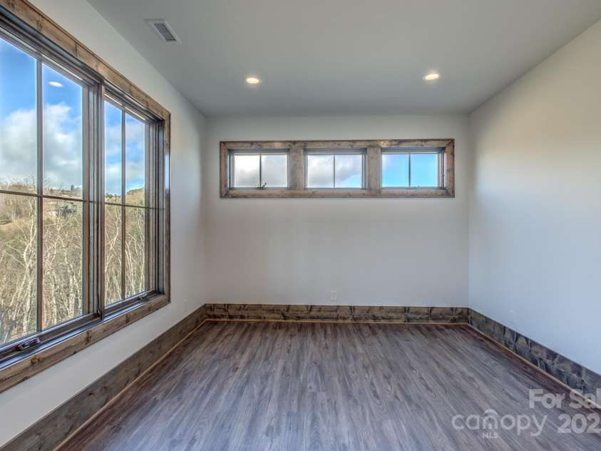 438 Sky Rock Trail, Banner Elk, NC 28604.  MLS# CAR4270077, YatesRealty ID 22811. 