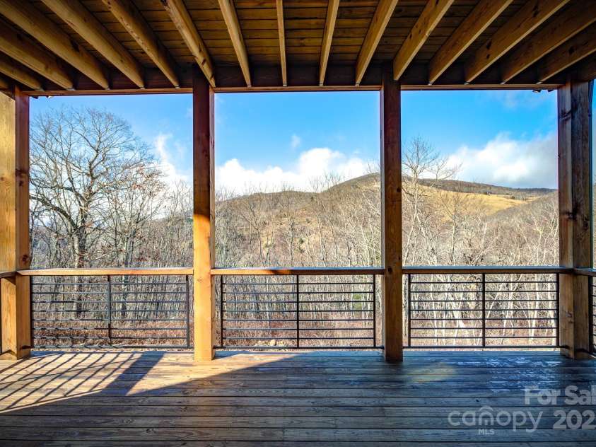 438 Sky Rock Trail, Banner Elk, NC 28604.  MLS# CAR4270077, YatesRealty ID 22811. 